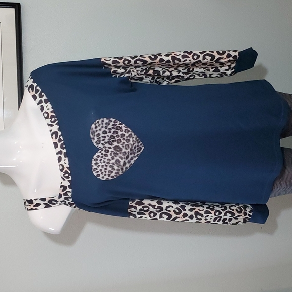 None Tops - Women's Knit Turquoise Cold Shoulder Top w/Leopard Print Trim/Sleeves-EUC-Sz S